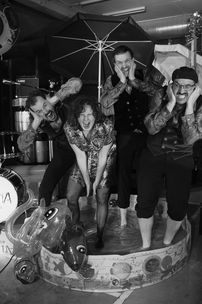 All my friends are in Bands: Loretta, Budget Boozers, The Monofones, Failed Teachers