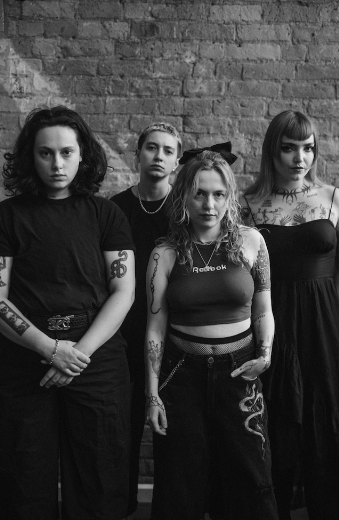 Witch Fever (UK) + Mesmerised (CH) + Crimson Pride (CH)