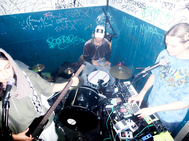 Devon Rexi + TBC