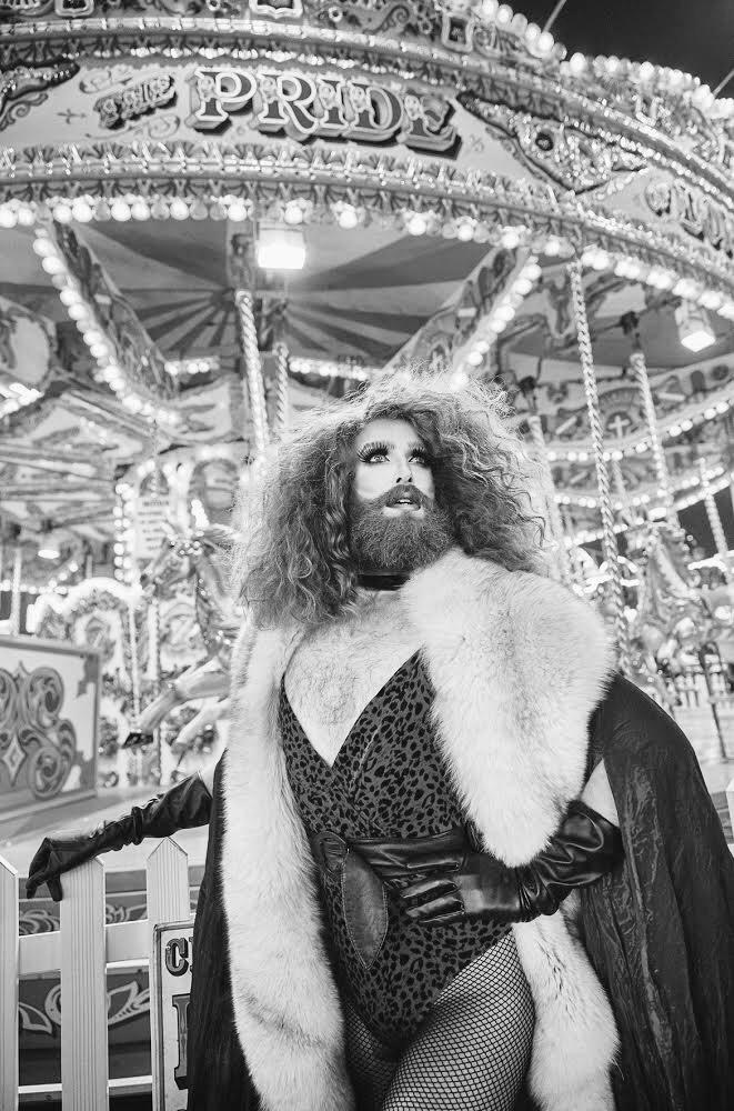 GINGZILLA [AUS/GB] «A CHRISTMAS DRAG EXTRAVAGANZA» | Aftershowparty mit KRUŠKA | WYLDEMIX | PINO DOSI
