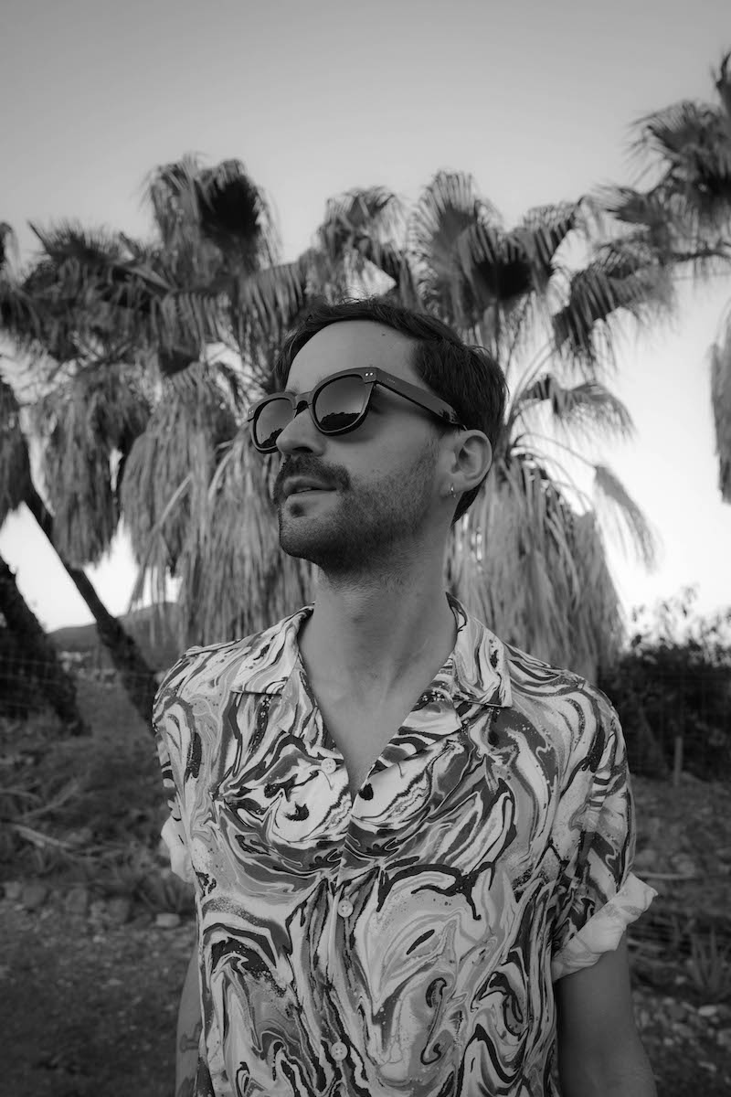 GIZMO VARILLAS | Support: BOBBY BAZINI
