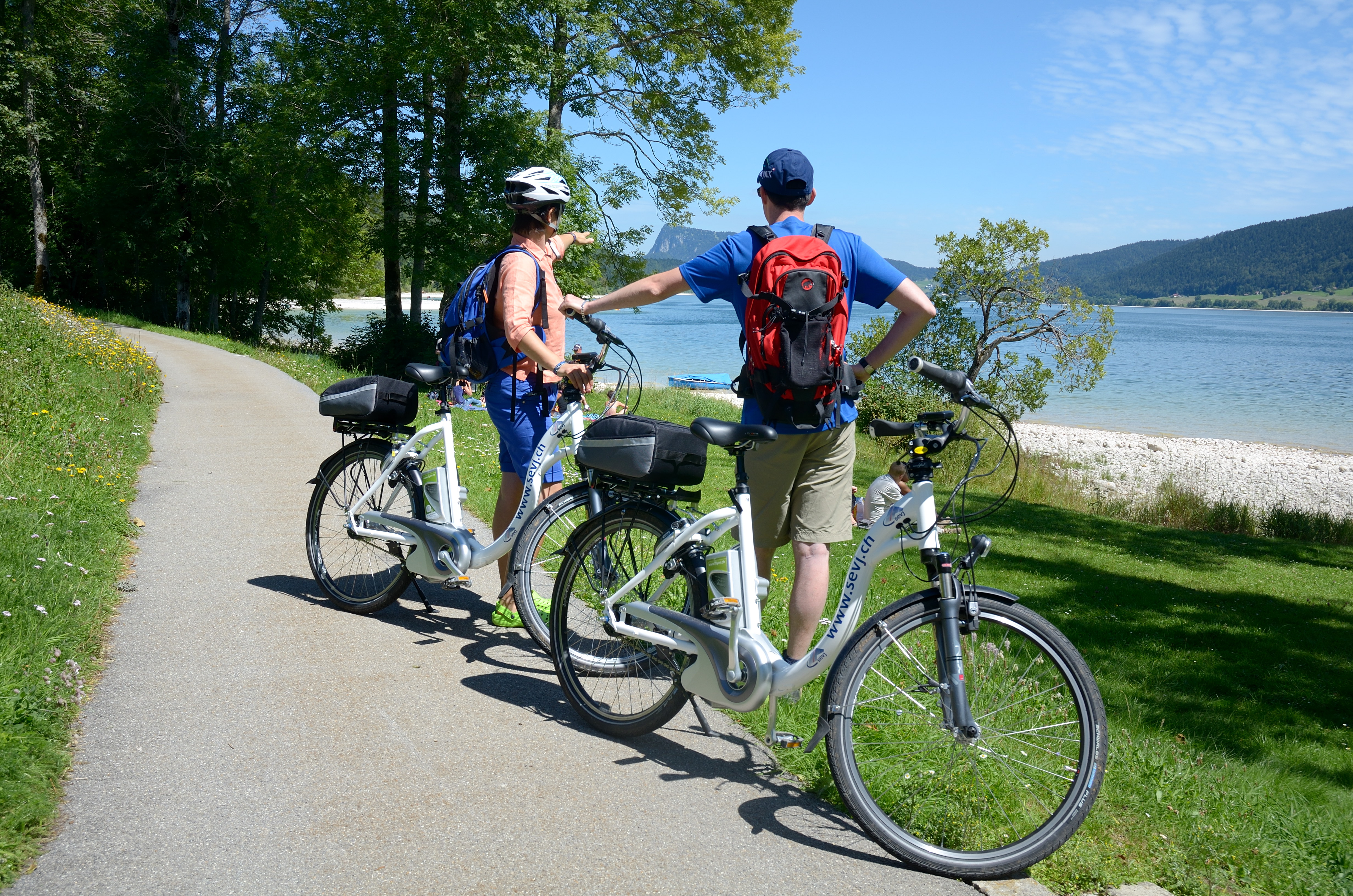 E-bike autour du lac de Joux