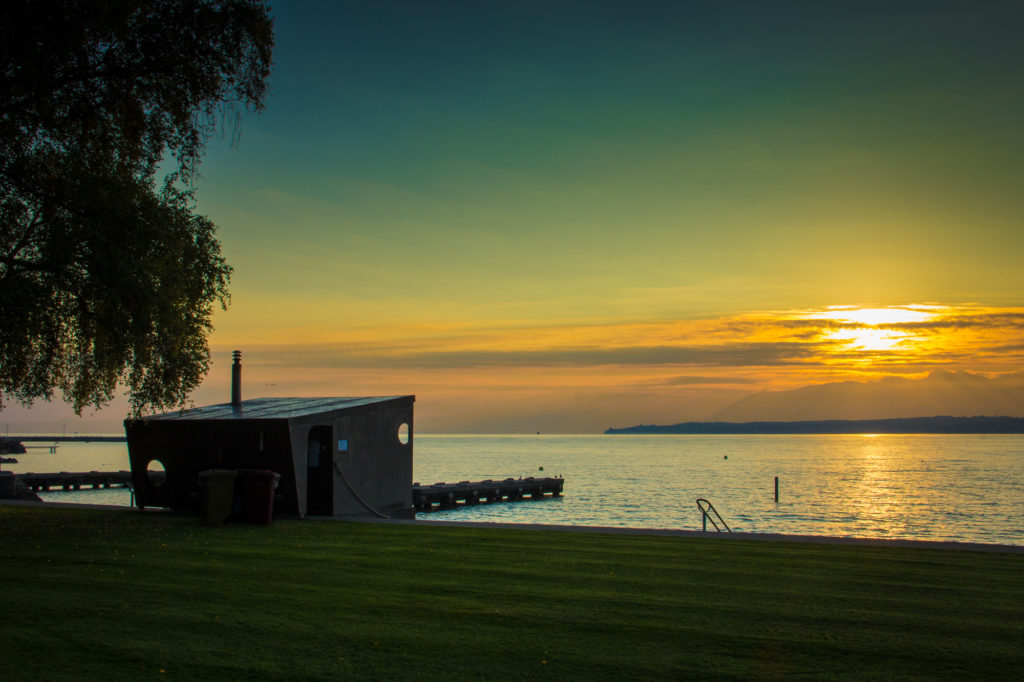 Sauna au bord du Lac Léman en hiver - Nyon